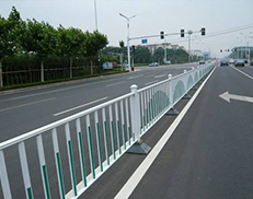 道路交通设施公司介绍道路护栏的特点